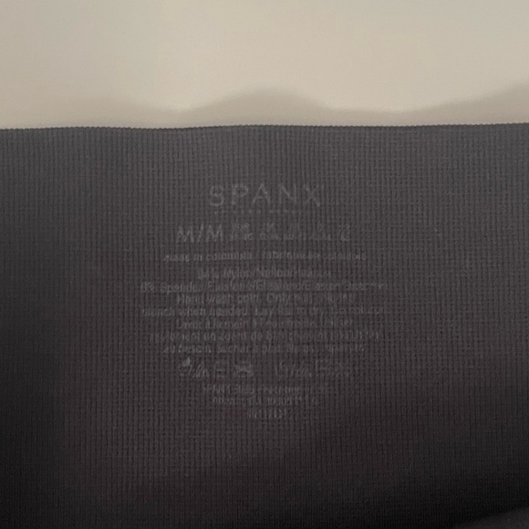 Spanx Camo Olive Green Black Look at me now seamless high rise leggings Medium - Picture 8 of 9